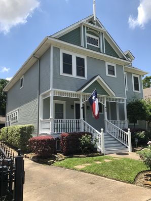 Exterior painting in Iowa Colony by First Choice Painting & Remodeling