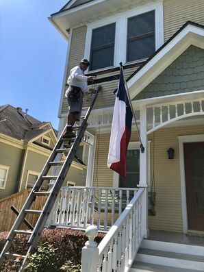 Before & After Exterior Painting in Houston, TX (3)