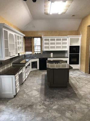 Before & After Cabinet Painting in Huston, TX (4)