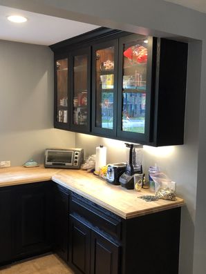 Before & After Cabinet Refinishing in Spring, TX (4)