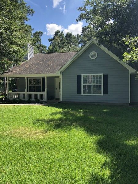 Handrail Installation in Tomball, TX (1)